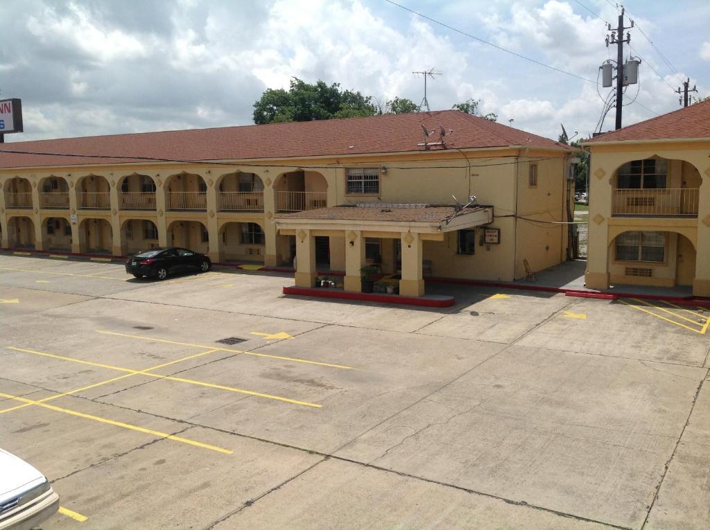 Guest Inn And Suites Houston Exterior foto